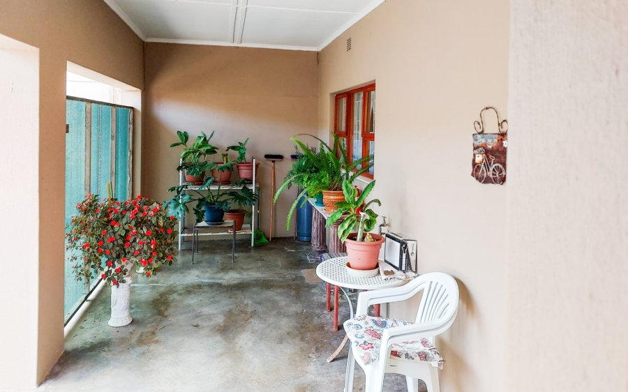 4 Bedroom Property for Sale in Port Nolloth Northern Cape